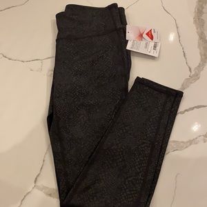 NWT Athleta serpent tight